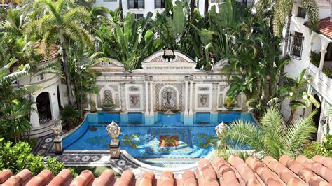 lmaison floride versace|Versace Mansion: Inside South Beach’s sensational hotel .